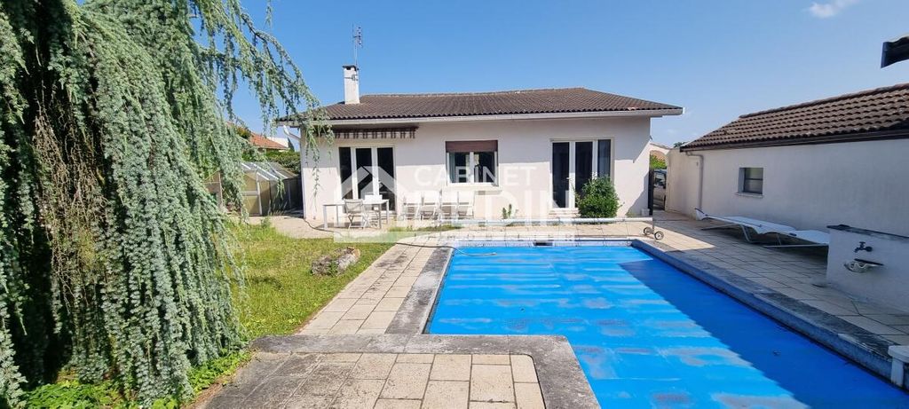 Achat maison à vendre 3 chambres 160 m² - Pessac