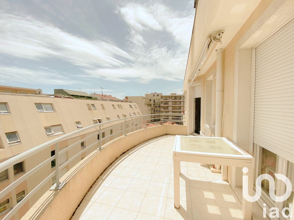 Achat appartement à vendre 3 pièces 63 m² - Saint-Laurent-du-Var