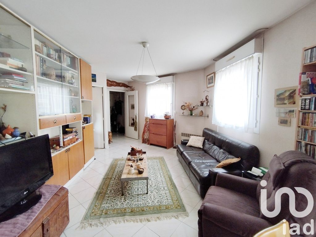 Achat appartement à vendre 3 pièces 71 m² - Gif-sur-Yvette