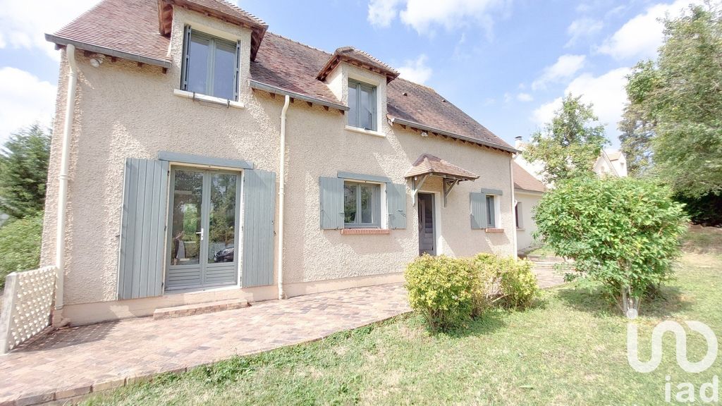 Achat maison à vendre 5 chambres 190 m² - Vaux-sur-Seine