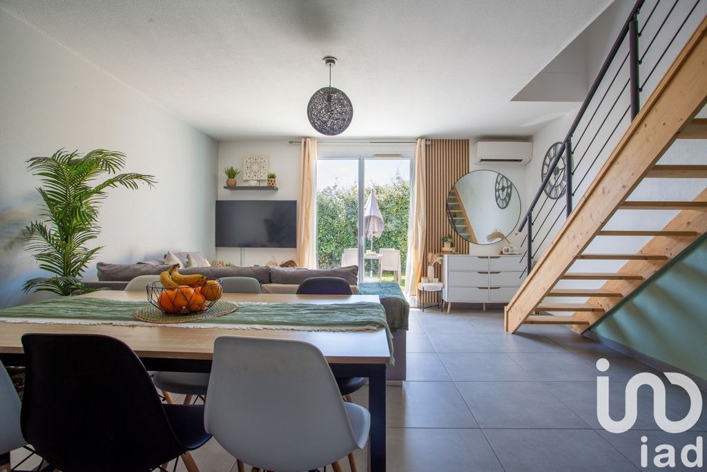 Achat maison à vendre 2 chambres 70 m² - Morières-lès-Avignon