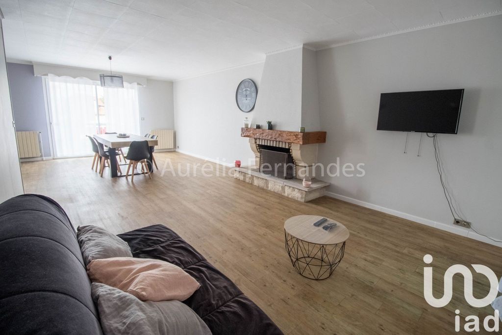 Achat maison à vendre 4 chambres 156 m² - Chennevières-sur-Marne