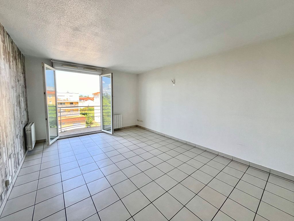 Achat appartement 4 pièce(s) Décines-Charpieu