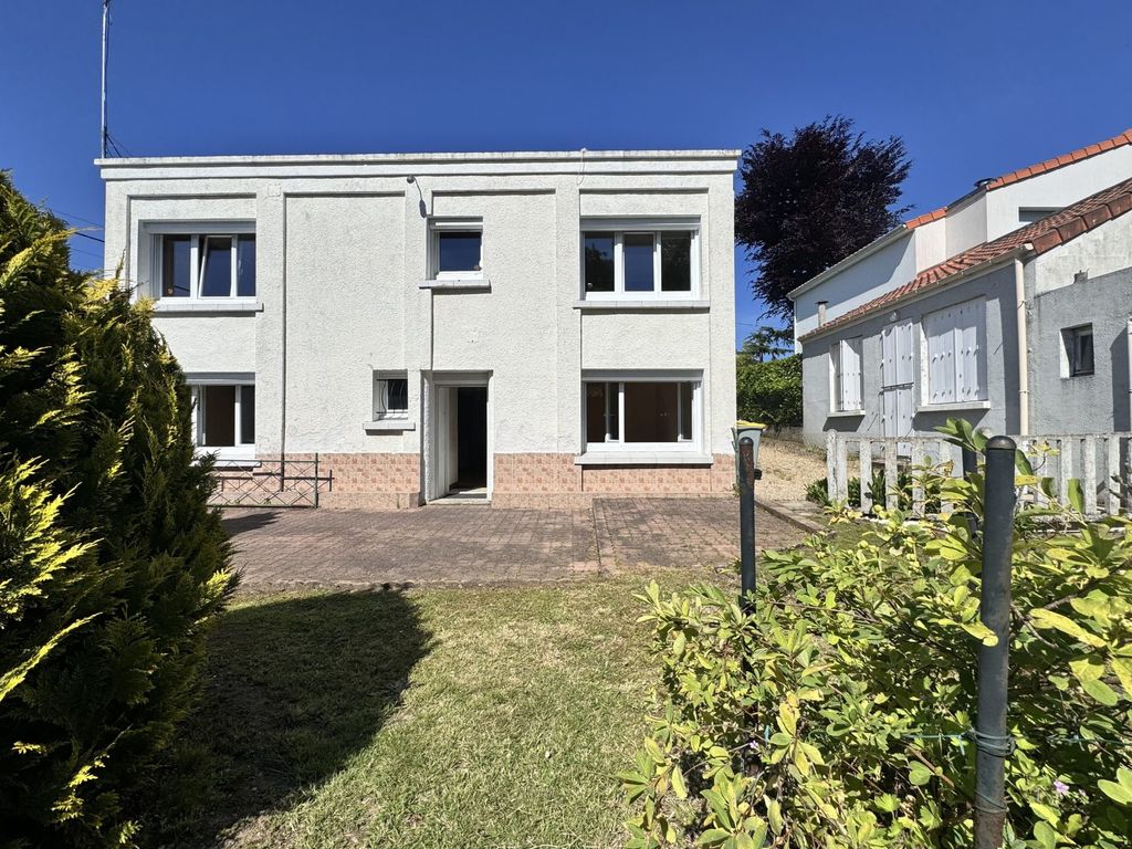 Achat maison à vendre 5 chambres 165 m² - Vertou