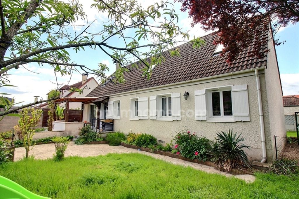 Achat maison à vendre 6 chambres 167 m² - Carrières-sous-Poissy