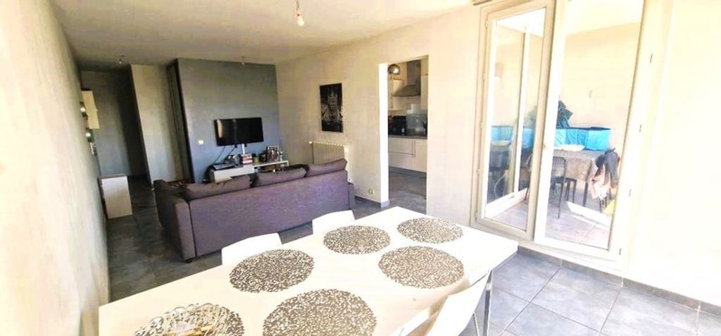 Achat appartement à vendre 3 pièces 73 m² - Istres