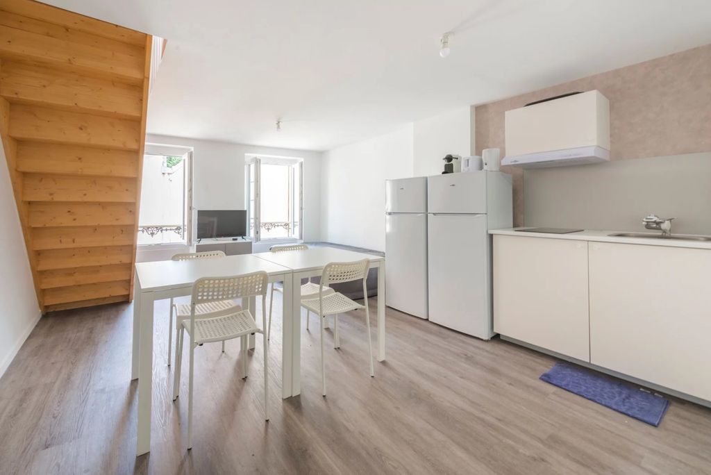 Achat maison à vendre 2 chambres 169 m² - Villeneuve-le-Roi