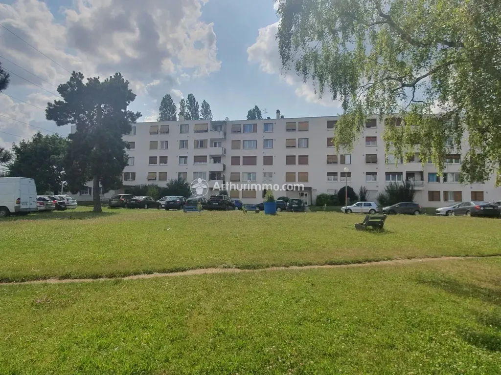 Achat appartement à vendre 4 pièces 64 m² - Sarcelles