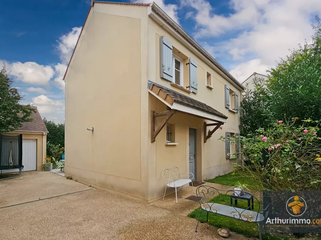 Achat maison à vendre 3 chambres 80 m² - Saint-Pierre-du-Perray