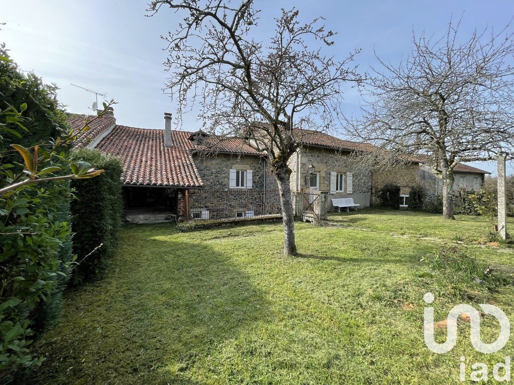 Achat maison à vendre 4 chambres 160 m² - Saint-Laurent-sur-Gorre