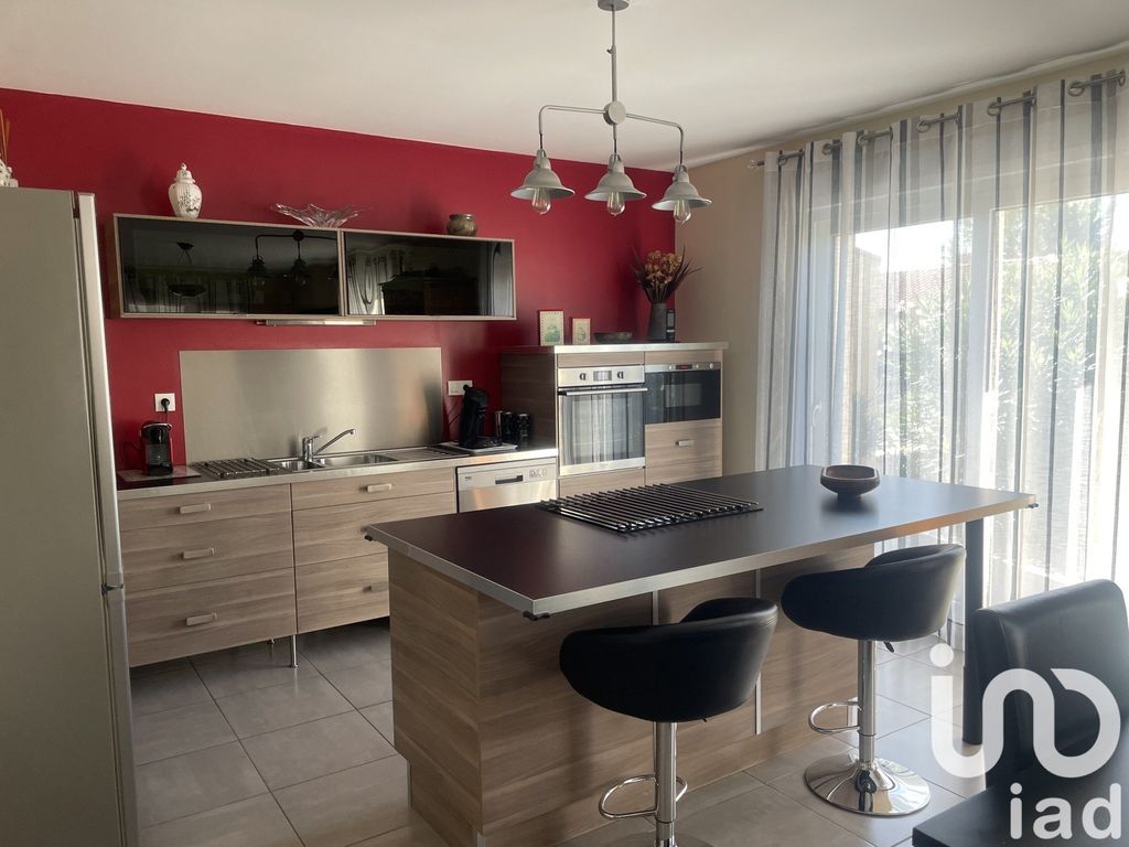 Achat maison à vendre 2 chambres 96 m² - Vallon-Pont-d'Arc