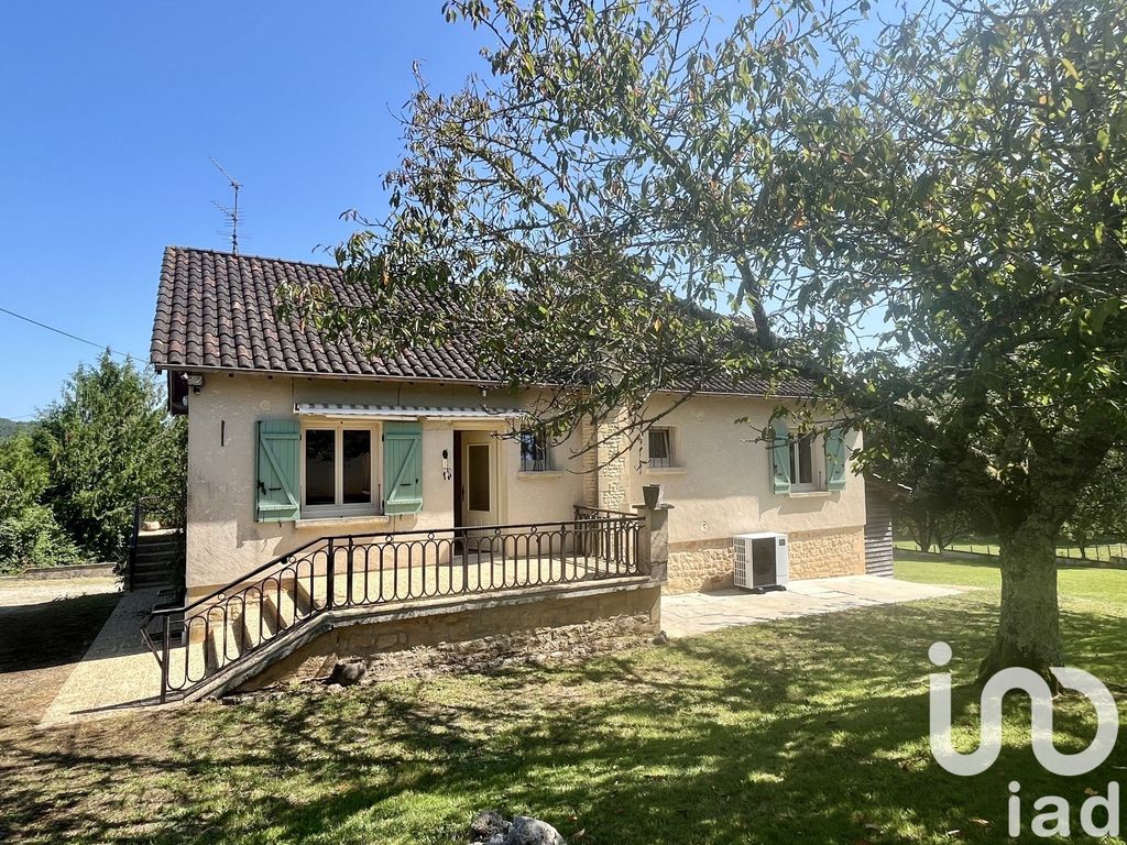 Achat maison à vendre 3 chambres 97 m² - Saint-Léon-sur-Vézère