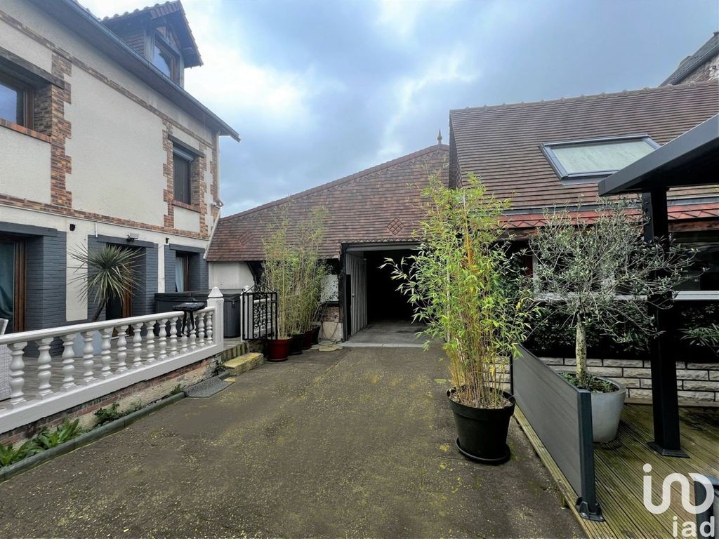 Achat maison à vendre 4 chambres 167 m² - Rouen