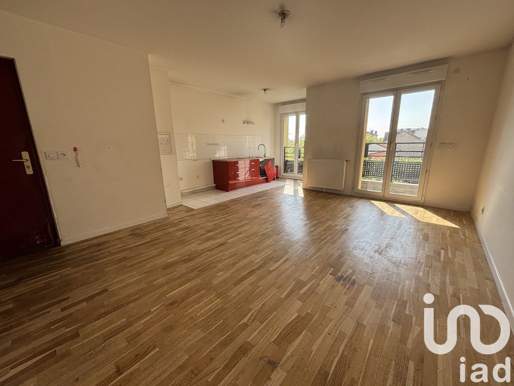 Achat appartement à vendre 3 pièces 63 m² - Choisy-le-Roi