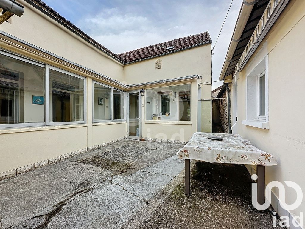 Achat maison à vendre 3 chambres 100 m² - Tanlay