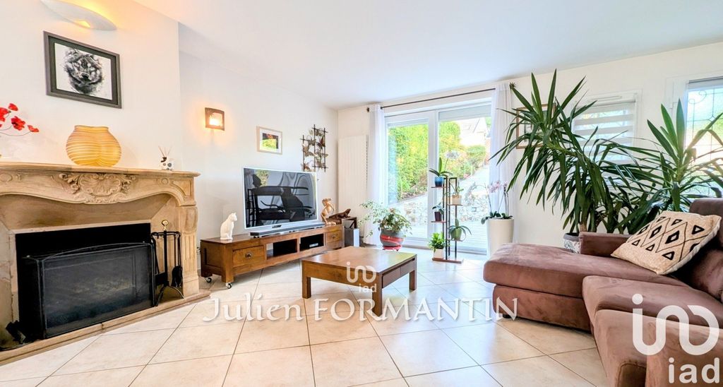 Achat maison à vendre 5 chambres 166 m² - Esbly