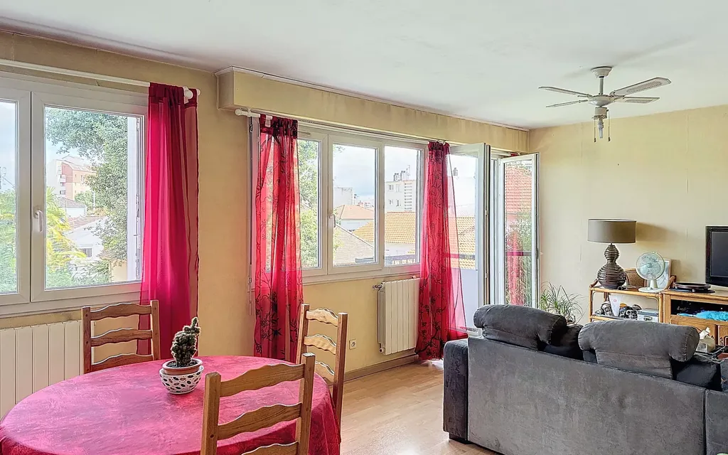 Achat appartement à vendre 4 pièces 68 m² - Billère