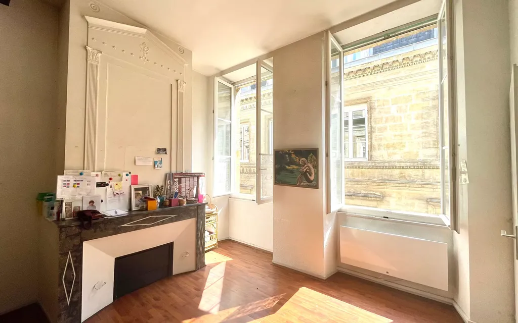 Achat appartement à vendre 2 pièces 56 m² - Bordeaux