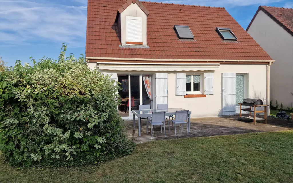 Achat maison à vendre 3 chambres 96 m² - Fleury-les-Aubrais