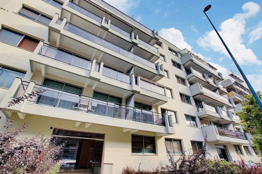 Achat appartement à vendre 4 pièces 79 m² - Clermont-Ferrand