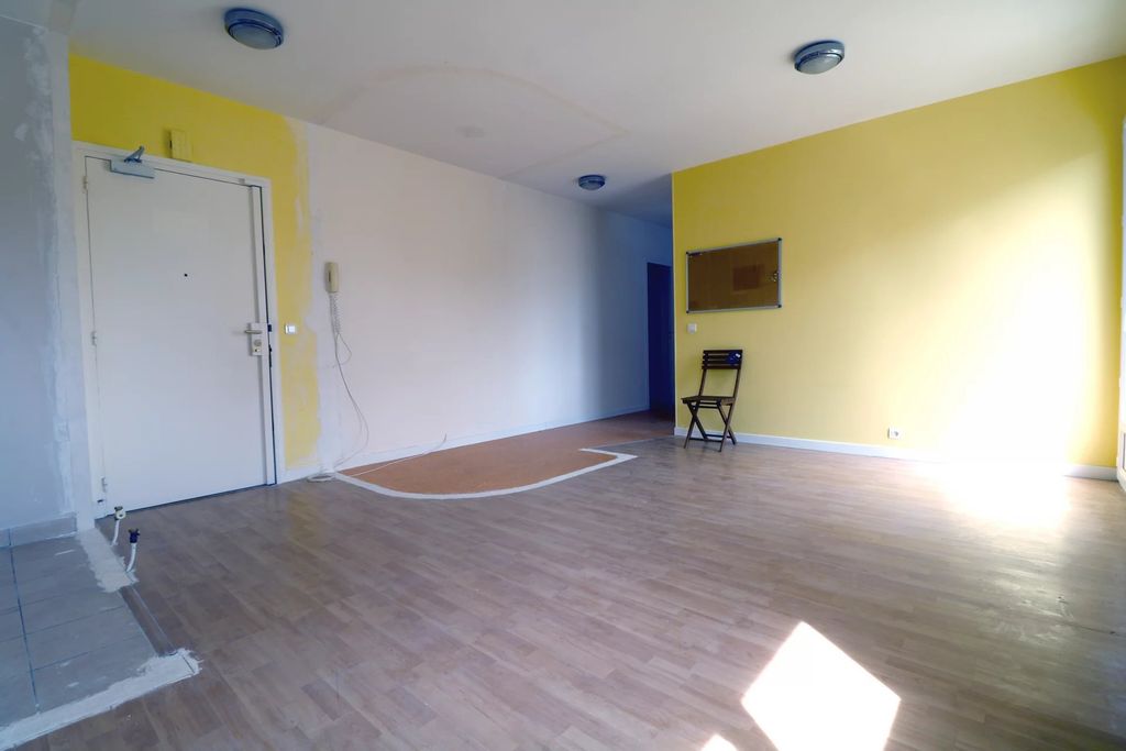 Achat appartement à vendre 3 pièces 69 m² - Rocquencourt