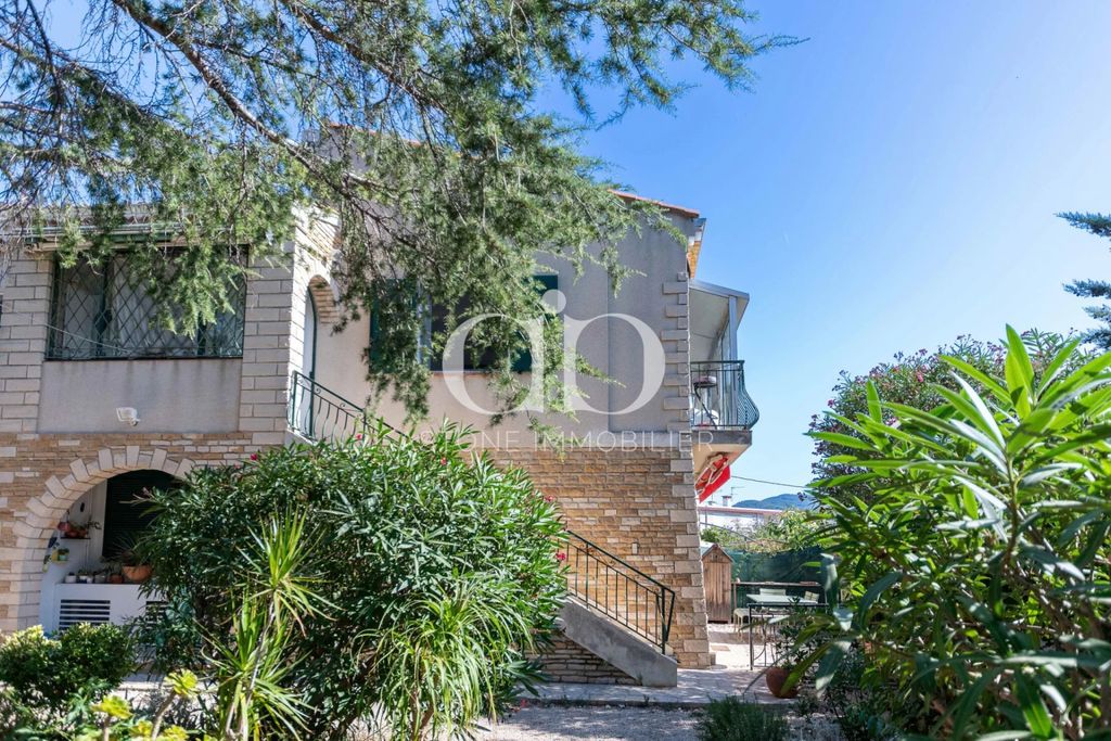 Achat appartement à vendre 4 pièces 84 m² - La Ciotat