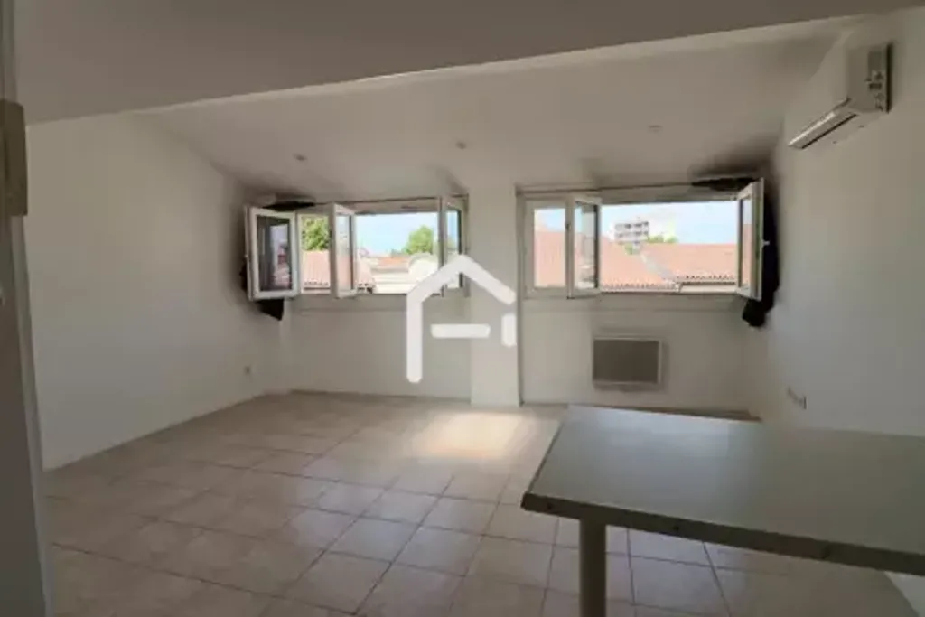 Achat appartement à vendre 2 pièces 37 m² - Marignane