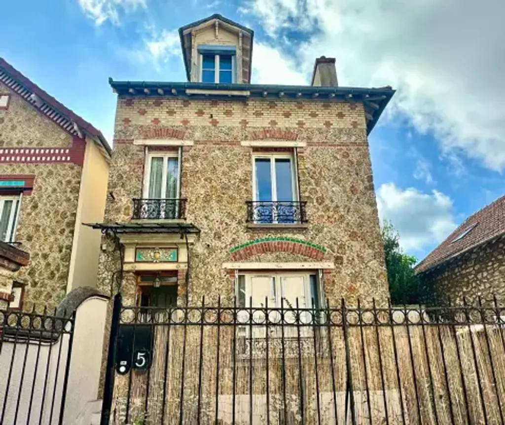 Achat maison à vendre 3 chambres 106 m² - Enghien-les-Bains