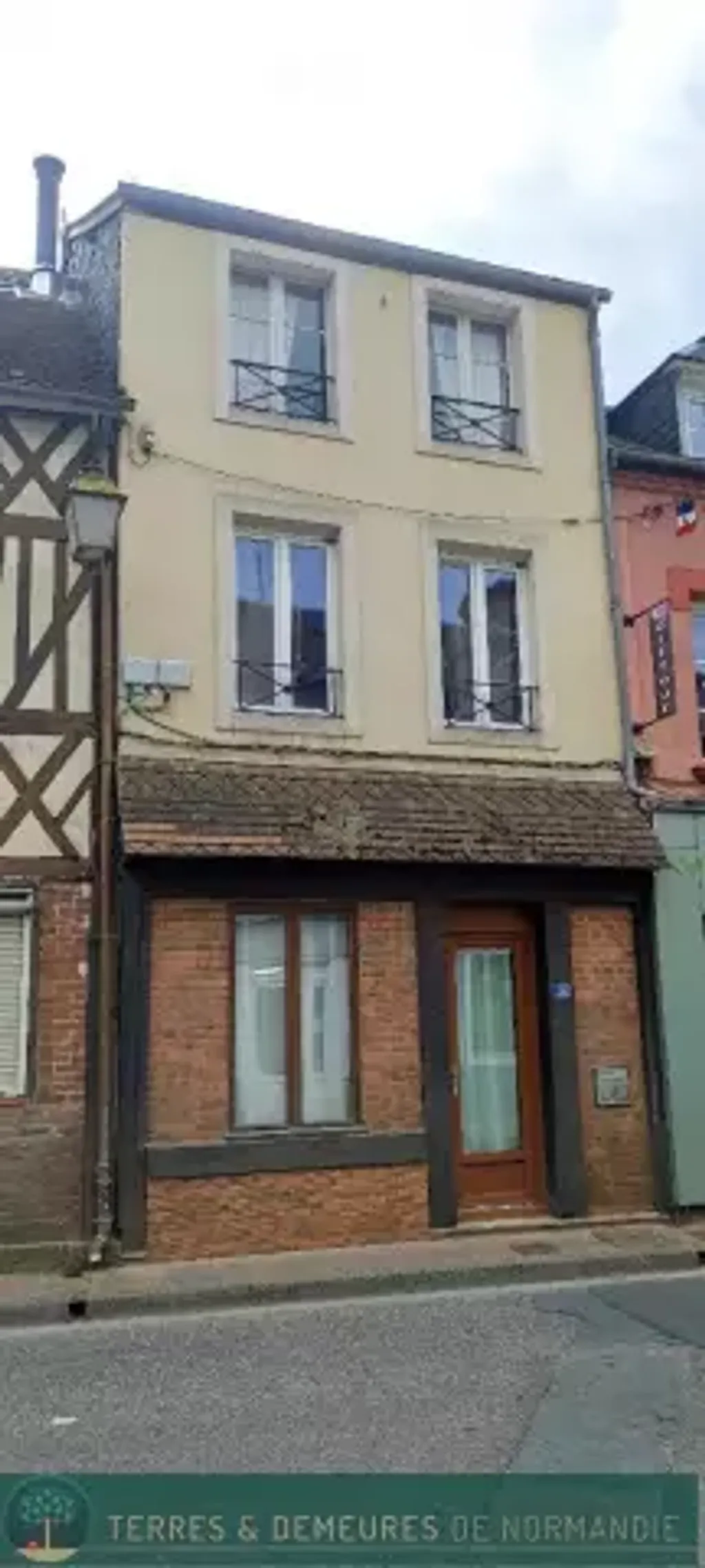 Achat maison à vendre 2 chambres 103 m² - Orbec