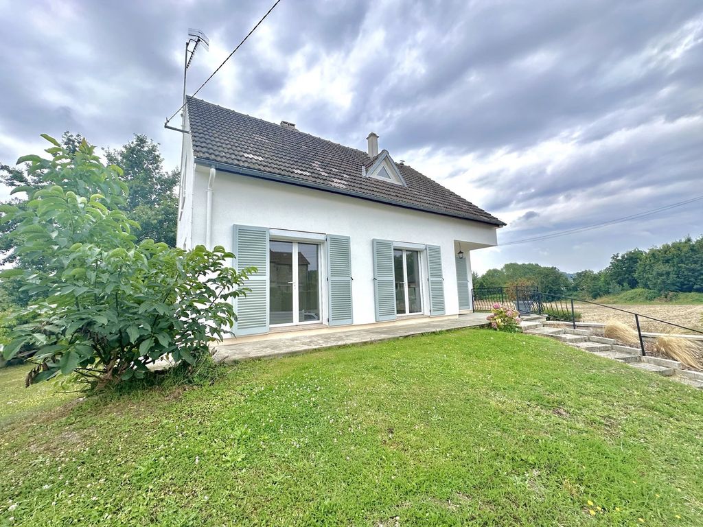 Achat maison à vendre 4 chambres 131 m² - Soissons