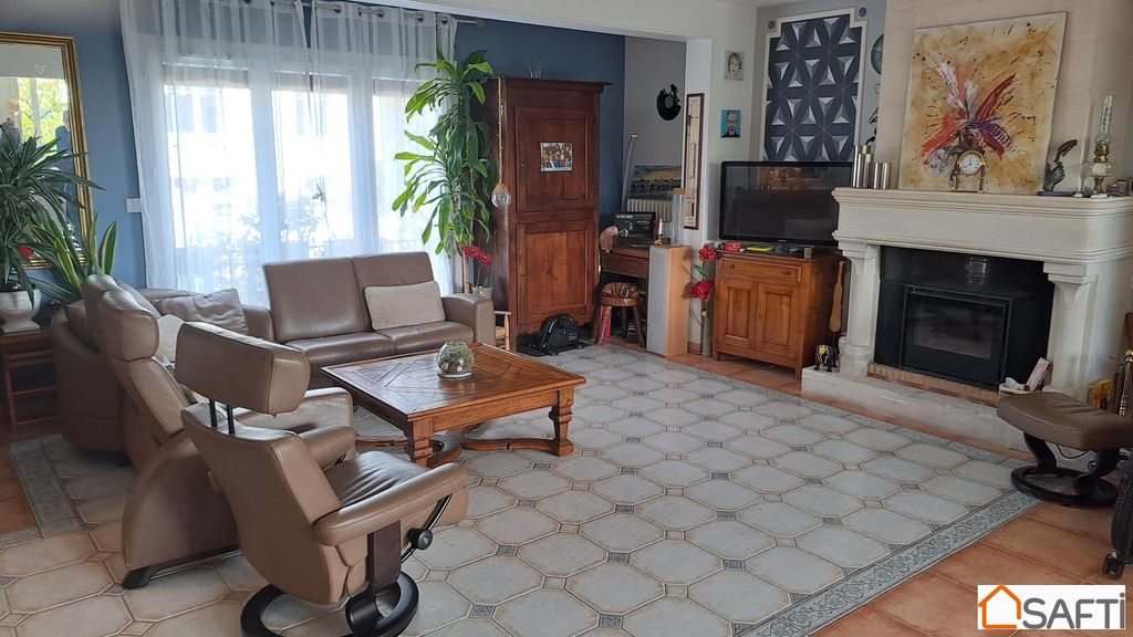 Achat maison à vendre 5 chambres 187 m² - La Chaussée-Saint-Victor