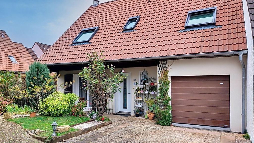 Achat maison à vendre 3 chambres 118 m² - Pfastatt