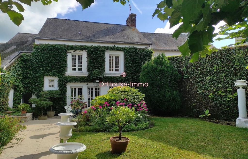 Achat maison à vendre 2 chambres 259 m² - Évron