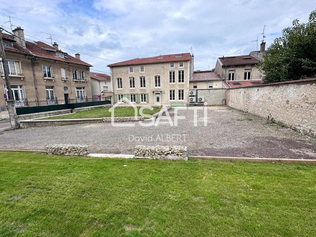 Achat maison à vendre 5 chambres 252 m² - Verdun