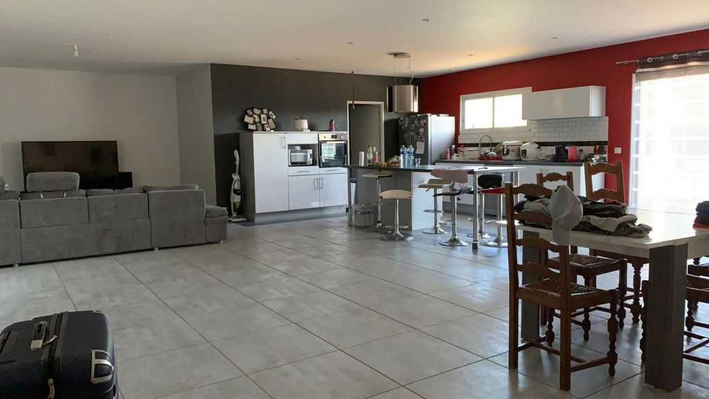 Achat maison à vendre 4 chambres 171 m² - Ouzilly