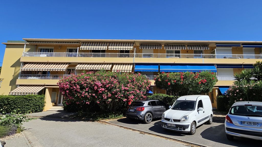 Achat appartement à vendre 4 pièces 75 m² - Six-Fours-les-Plages