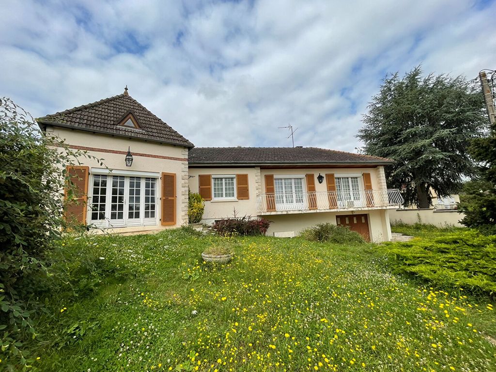 Achat maison à vendre 4 chambres 137 m² - Vergigny