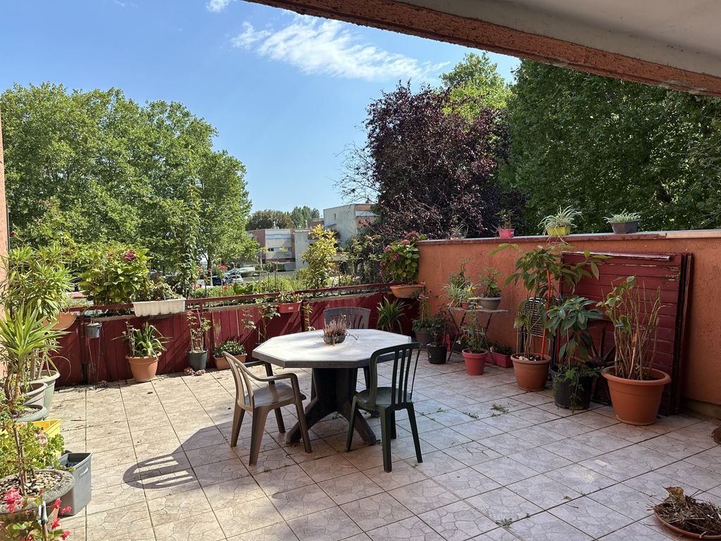 Achat appartement à vendre 4 pièces 83 m² - Vaux-le-Pénil