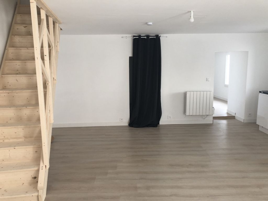 Achat maison à vendre 3 chambres 103 m² - Frontenay-Rohan-Rohan