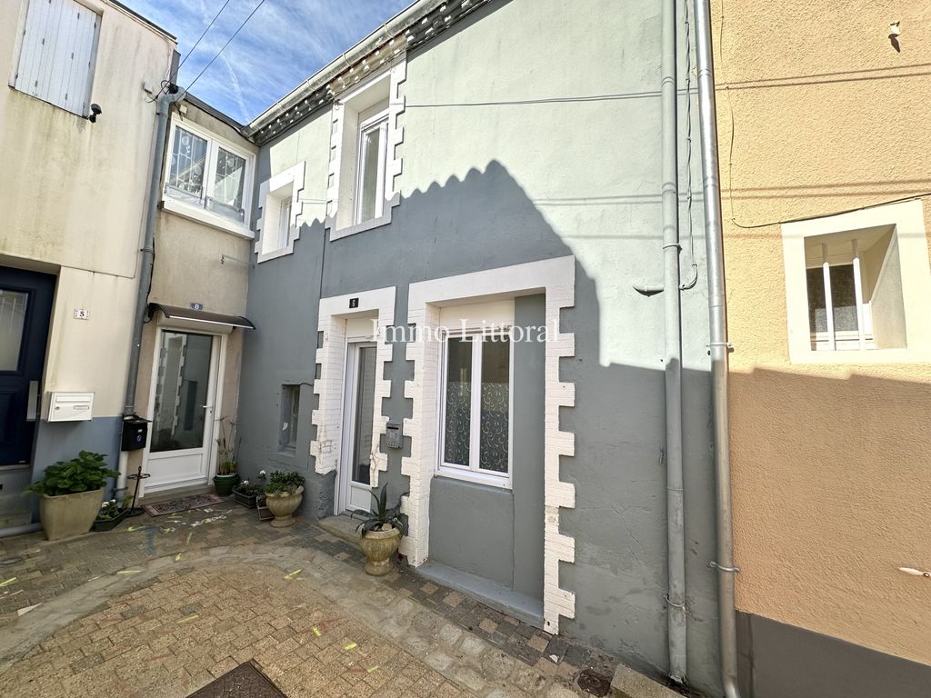 Achat maison à vendre 1 chambre 47 m² - Les Sables-d'Olonne