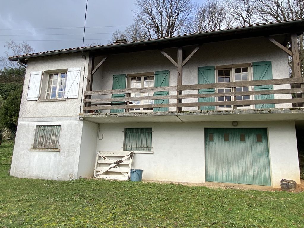 Achat maison à vendre 2 chambres 90 m² - Lusignan