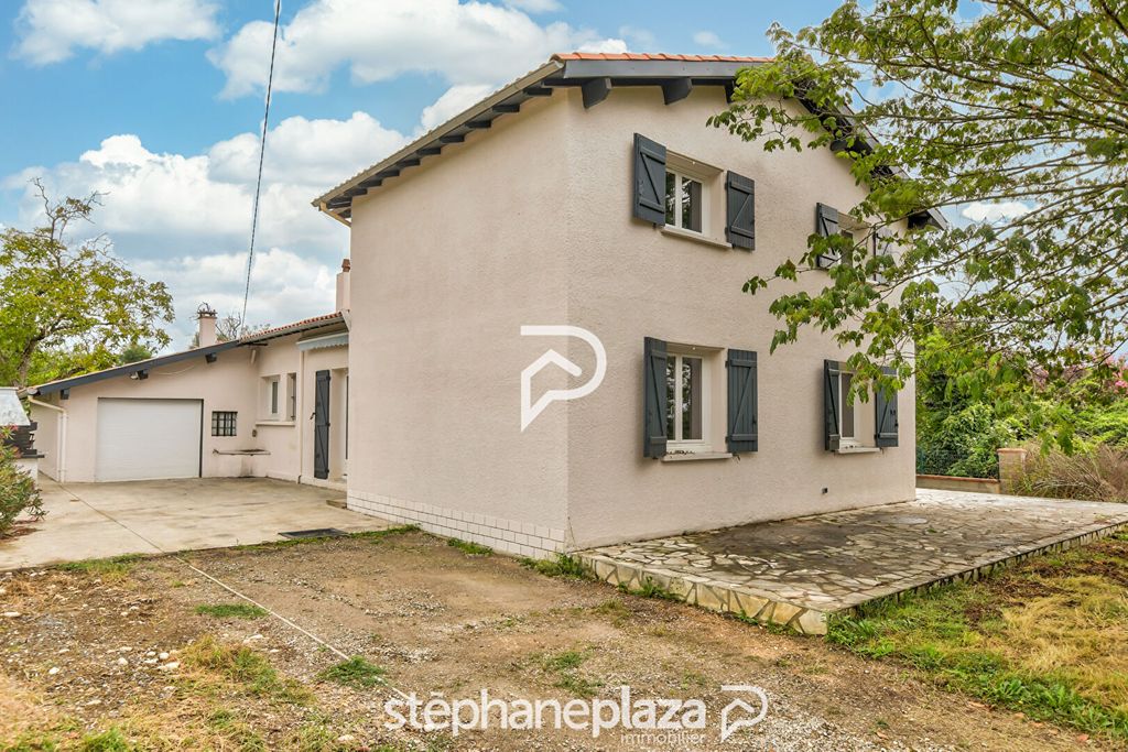 Achat maison à vendre 5 chambres 168 m² - Castelnau-d'Estrétefonds