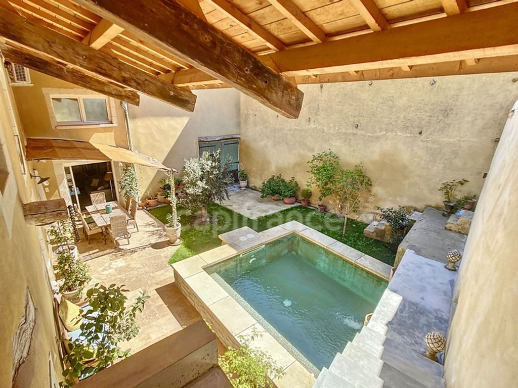 Achat maison à vendre 7 chambres 240 m² - Saint-Marcel-d'Ardèche