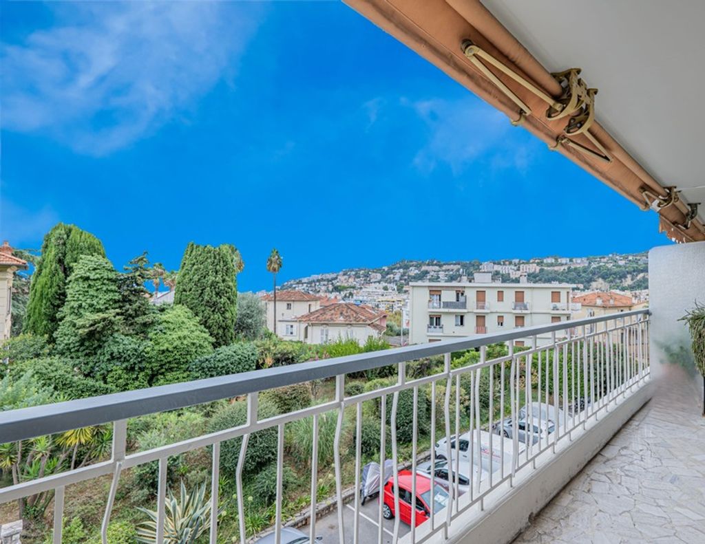 Achat appartement à vendre 3 pièces 58 m² - Nice