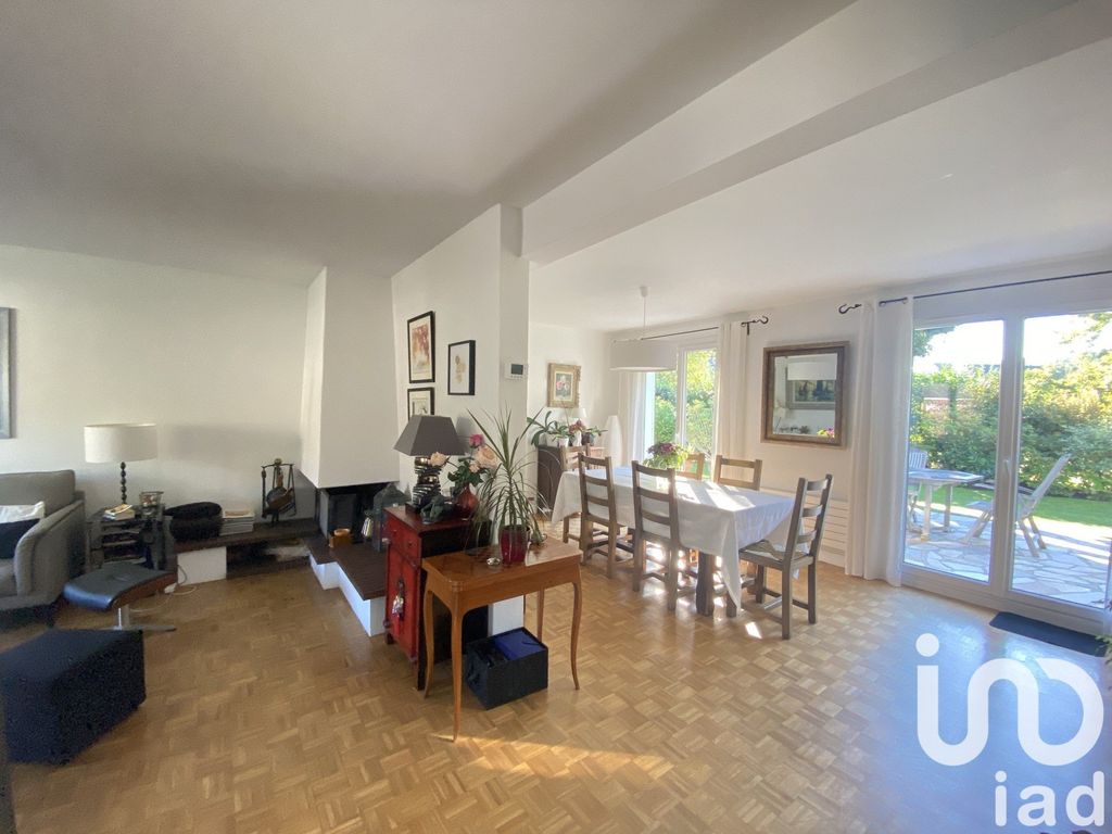 Achat maison à vendre 4 chambres 148 m² - Lésigny