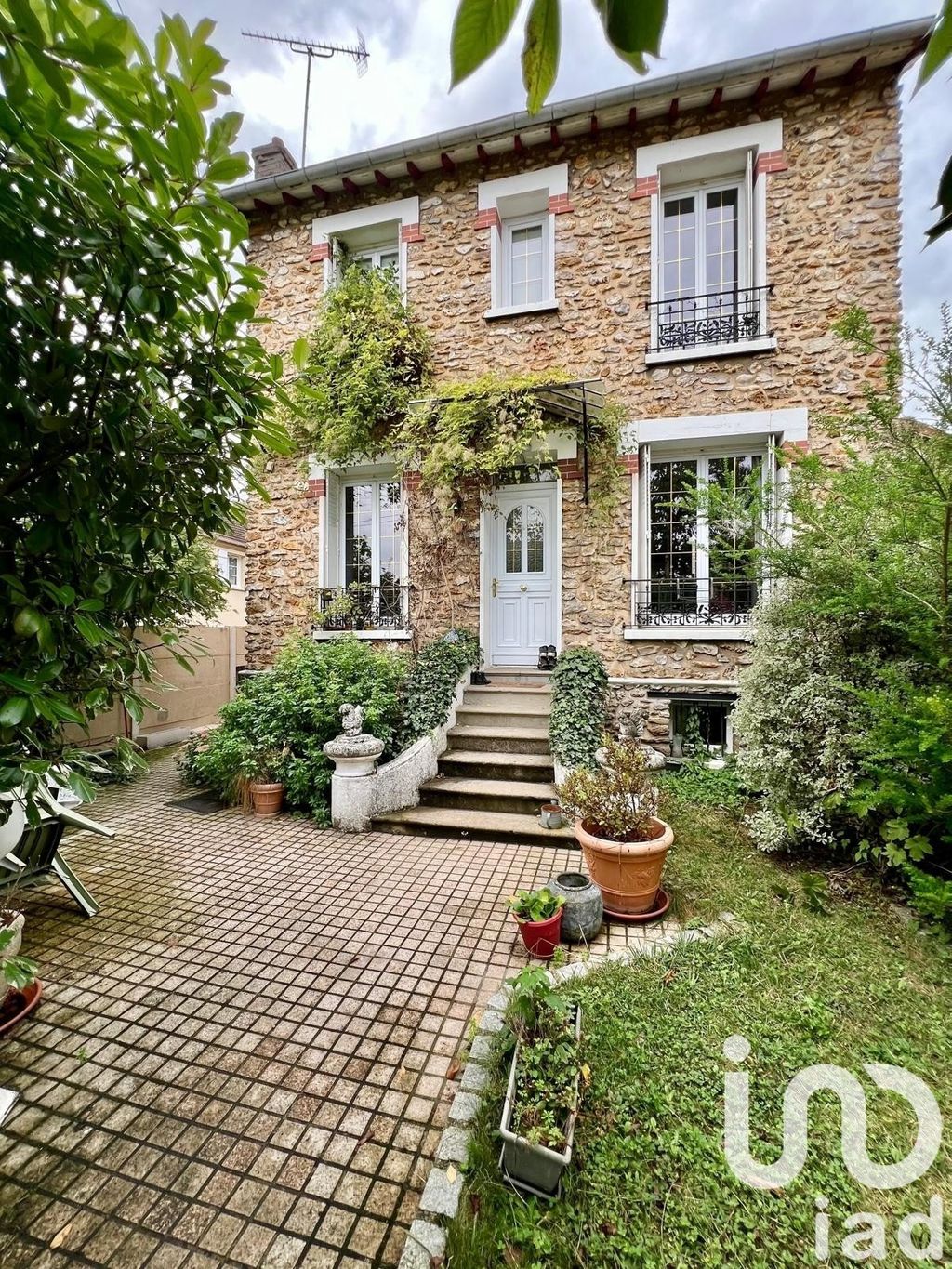 Achat maison à vendre 3 chambres 88 m² - Ézanville