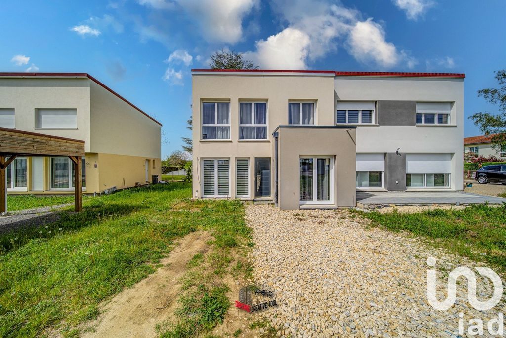 Achat maison à vendre 4 chambres 108 m² - Verny