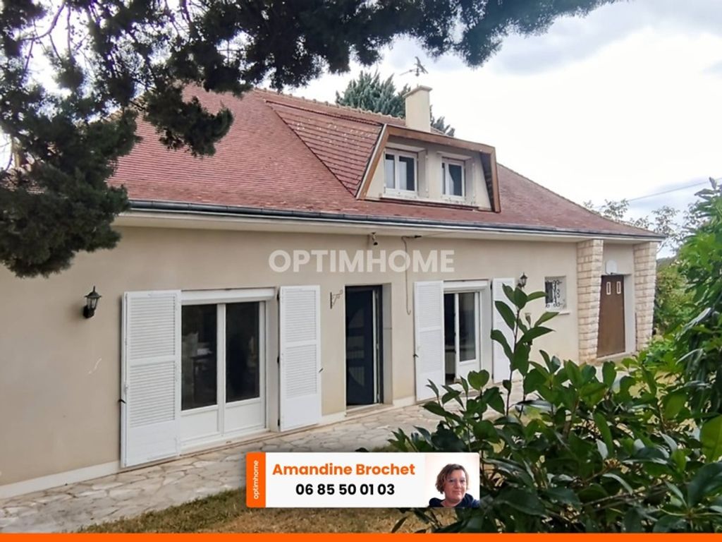 Achat maison à vendre 4 chambres 145 m² - Saint-Gaultier