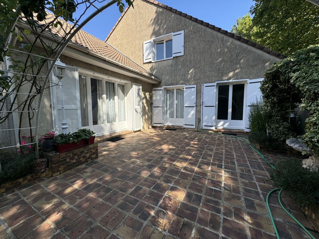 Achat maison à vendre 3 chambres 115 m² - Cergy