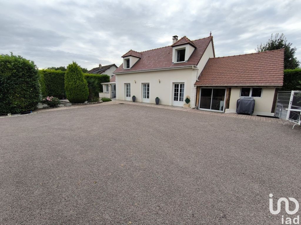 Achat maison à vendre 4 chambres 118 m² - Clérey